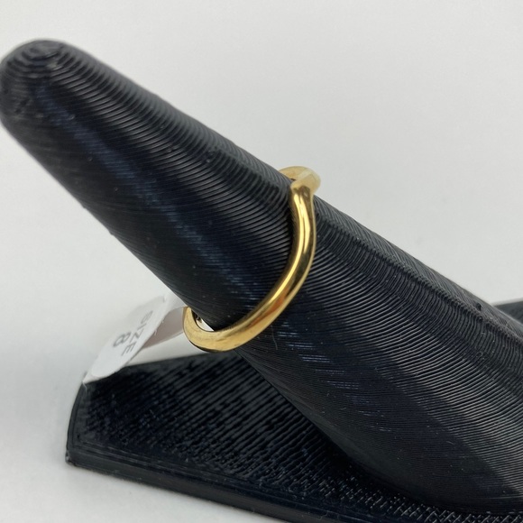 Gold Tone Wave Ring Size 7 1/2 NWT - Picture 4 of 7